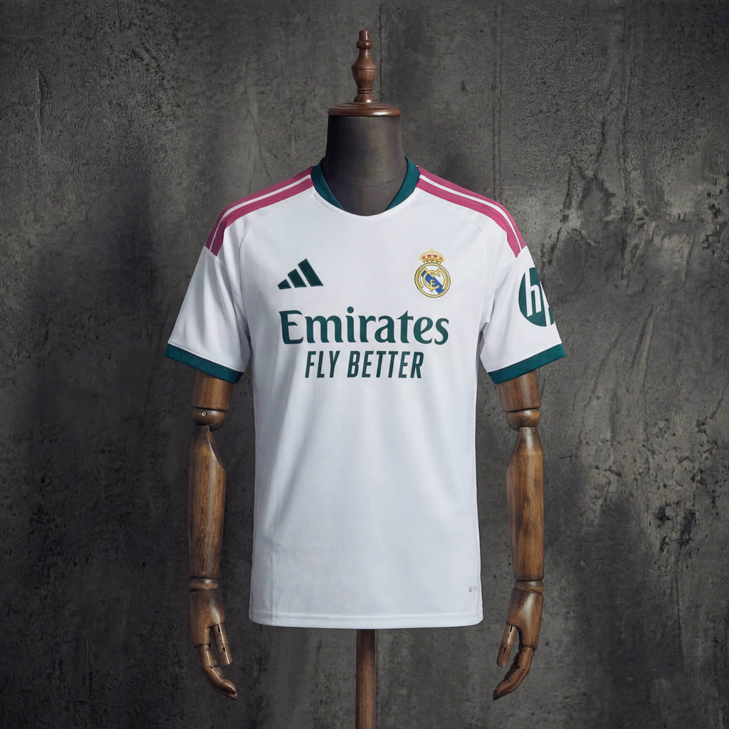 Real Madrid 2026/2027 Local