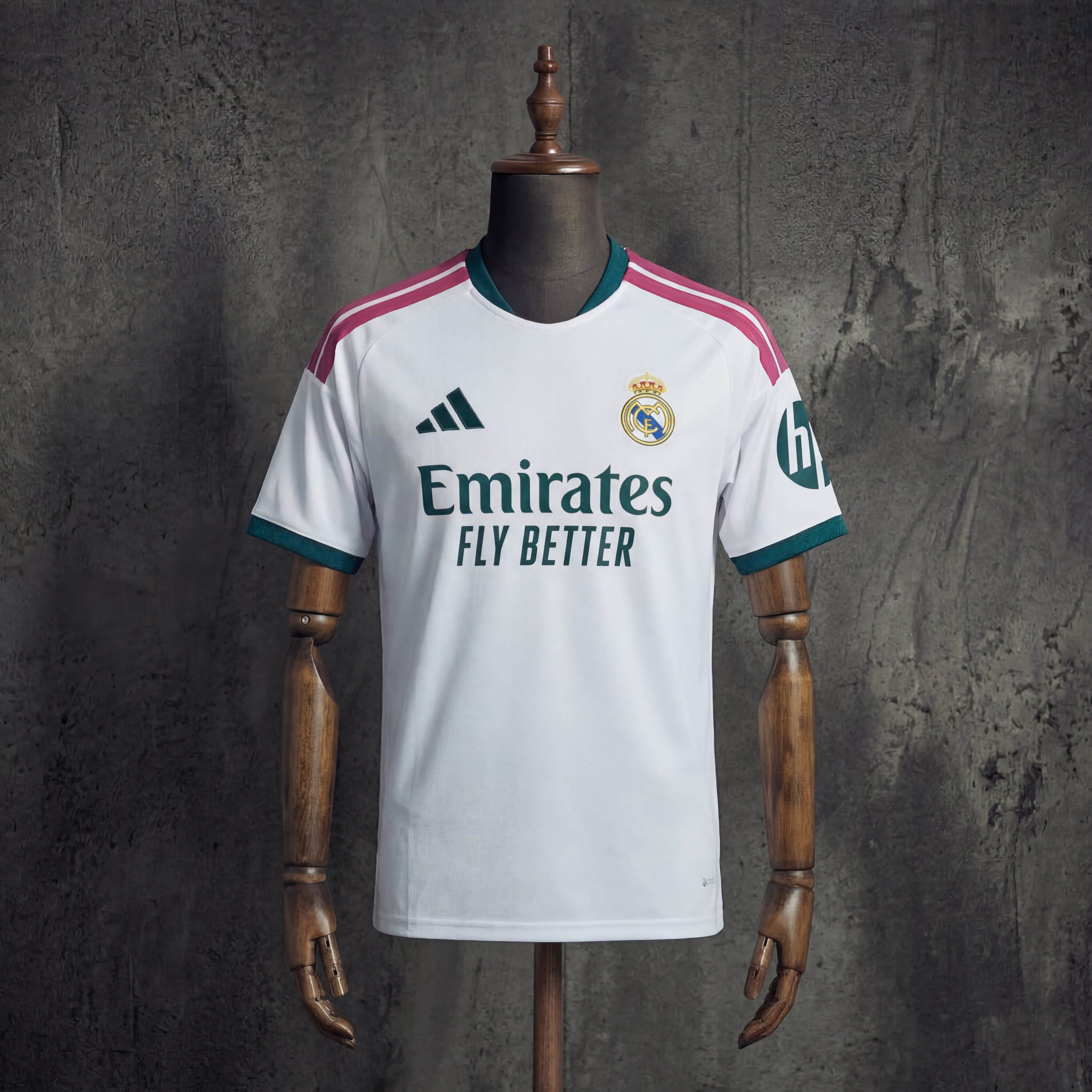 Real Madrid 2026/2027 Local